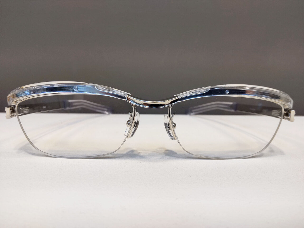 999.9(フォーナインズ)製メガネフレーム フォーナインズ M-24 – 東京