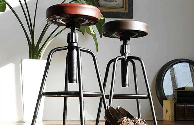 レトロスタイルのカウンターチェア - 椅子の店