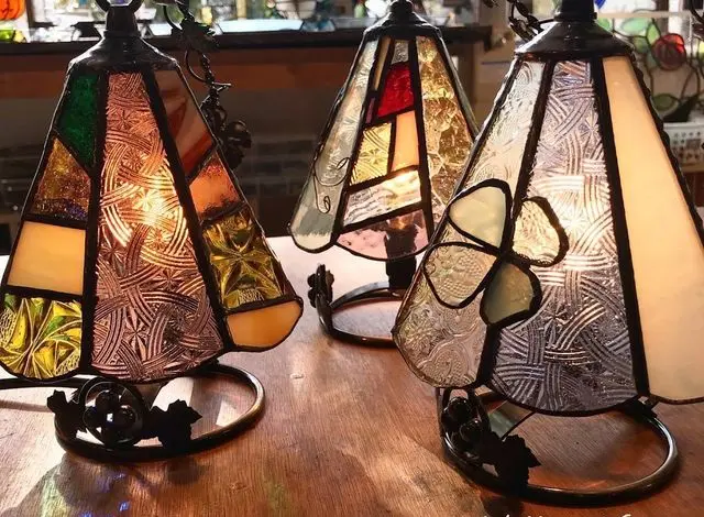 相模原市】ステンドグラス制作の魅力を体験『 ステンドグラスミル