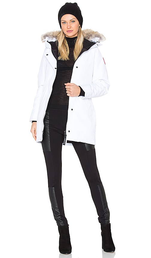 Canada Goose Victoria Parka in White | REVOLVE