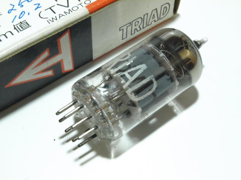 カメラのいわもと：真空管 12AU7、ECC82、同等管、類似管商品在庫一覧