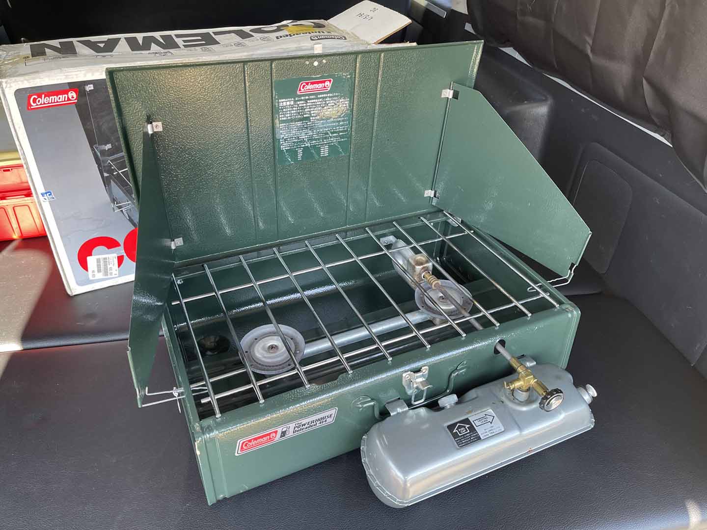 ツーバーナー、また買っちった。。。Coleman Model414-700J: 無計画的