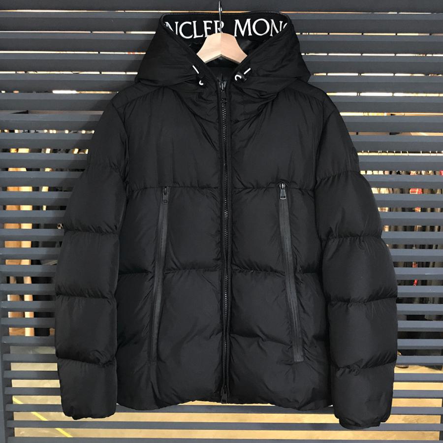 MONCLER（モンクレール） 【良品】モンクレール モンクラ MONTCLA