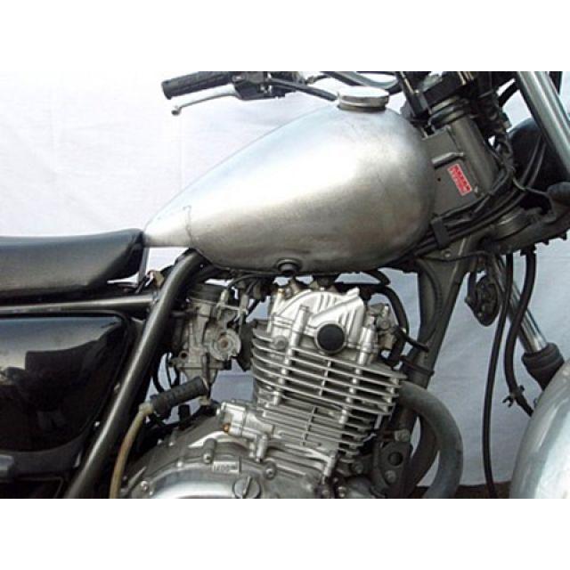 部品屋K&W グラストラッカービッグボーイ エッグタンク K&W