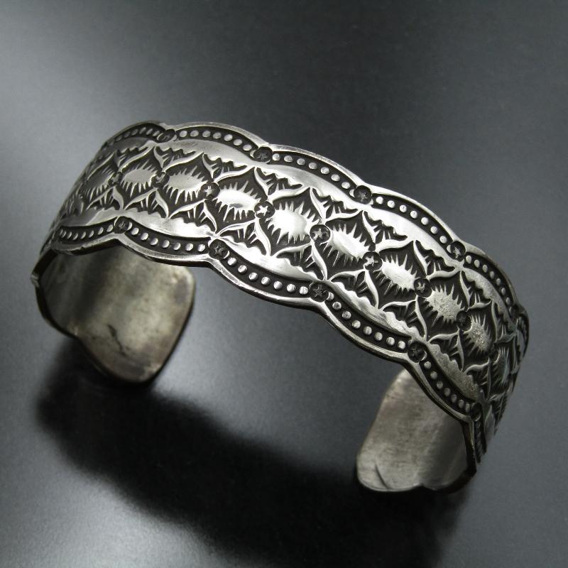 Gary Reeves ナバホ族 バングル スタンプワーク ゲーリーリーブス