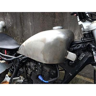 ホンダ（HONDA） スポーツスタータンク/TW225 TW200 : 部品屋K&W