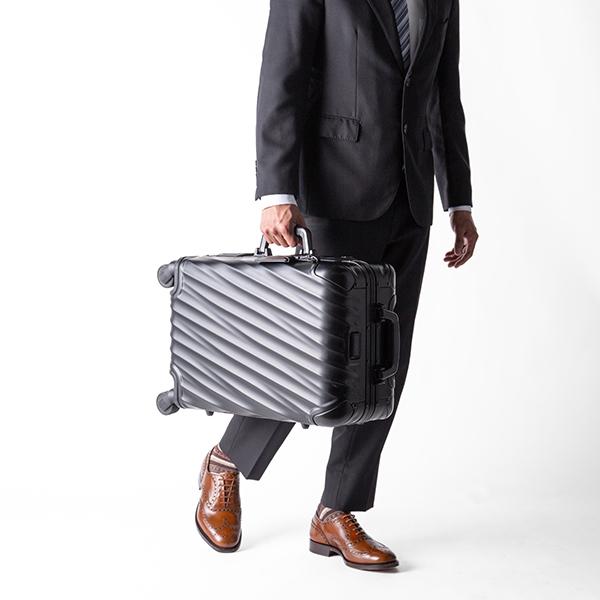 TUMI（トゥミ） 月末限定ポイントUP 【並行輸入品】 スーツケース 31L