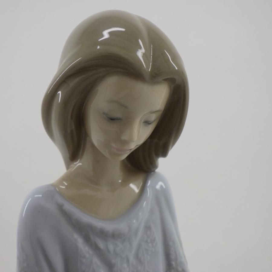 リヤドロ No.5457 「おやすみ前のご本」 Lladro/陶器/人形/置物/少女