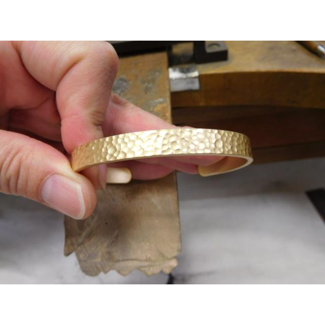 鍛造 バングル ブレスレット ゴールド 18k 18金 k18 槌目 槌目加工 槌