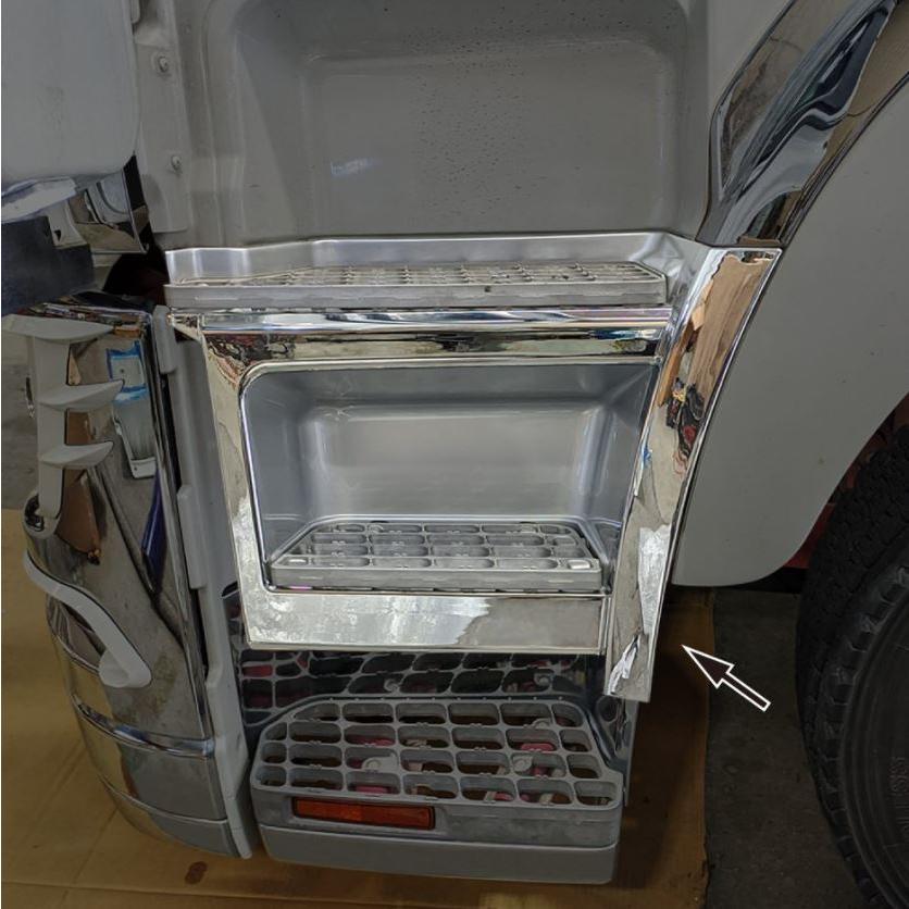 17スーパーグレート 標準キャブ車用 ステップ : トラックショップ