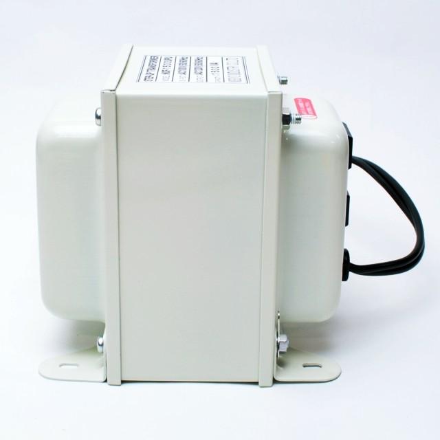 日本国内用変圧器 日章工業 アップトランス 定格容量1500W 変換電圧