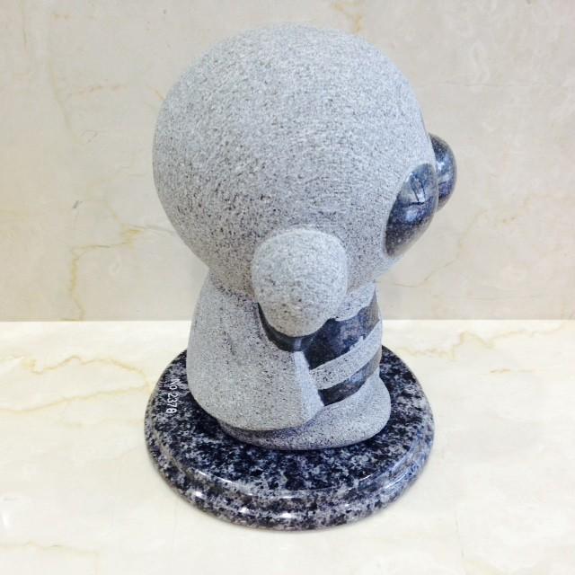 アンパンマン スタチュー 正規品 石像Cタイプ 天然御影石製 立像120mm