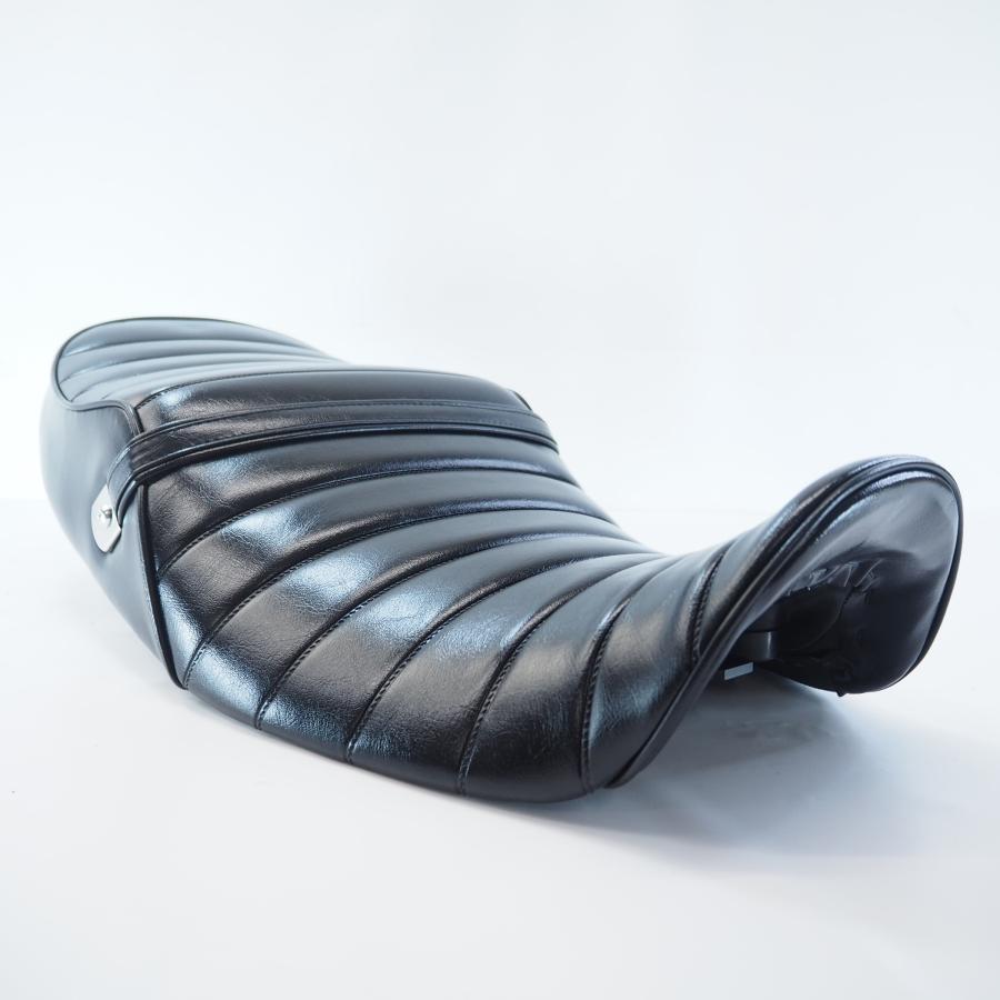 Z900RS タックロールシート 茗荷シート 艶ありブラック ミョウガシート