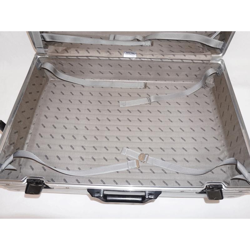 年季充分ボコボコ系】リモワ RIMOWA アルミトランクケース