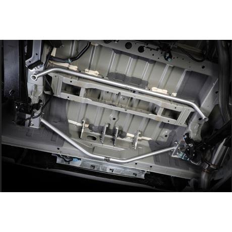 玄武(Genb) NV350キャラバン E26 標準ボディ フレームサポートバー