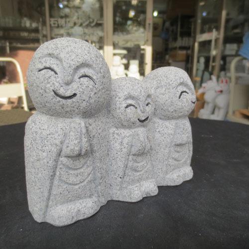 3人家族 三人 おじぞうさん お地蔵さん かわいい 親子 癒しのお地蔵