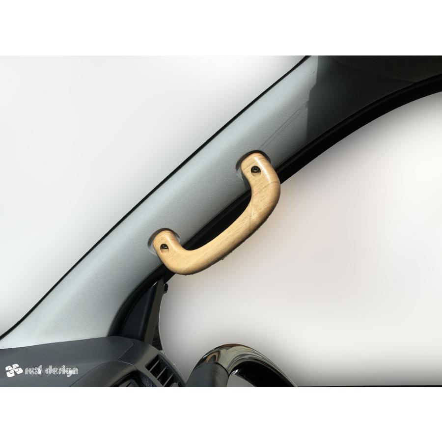 ハイエース200系 アシストグリップ ウッド フロントAピラー用 : ref