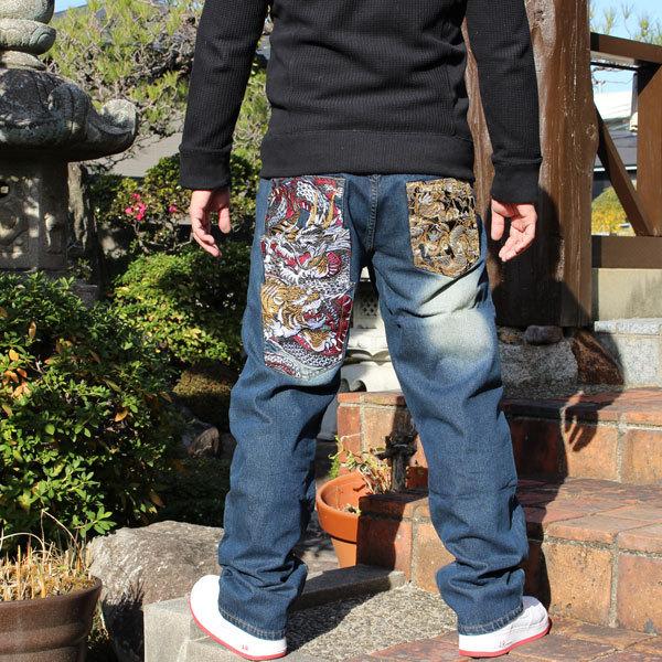 YAMANE バックポケット和柄刺繍 シンチバック ワイドフレアジーンズ