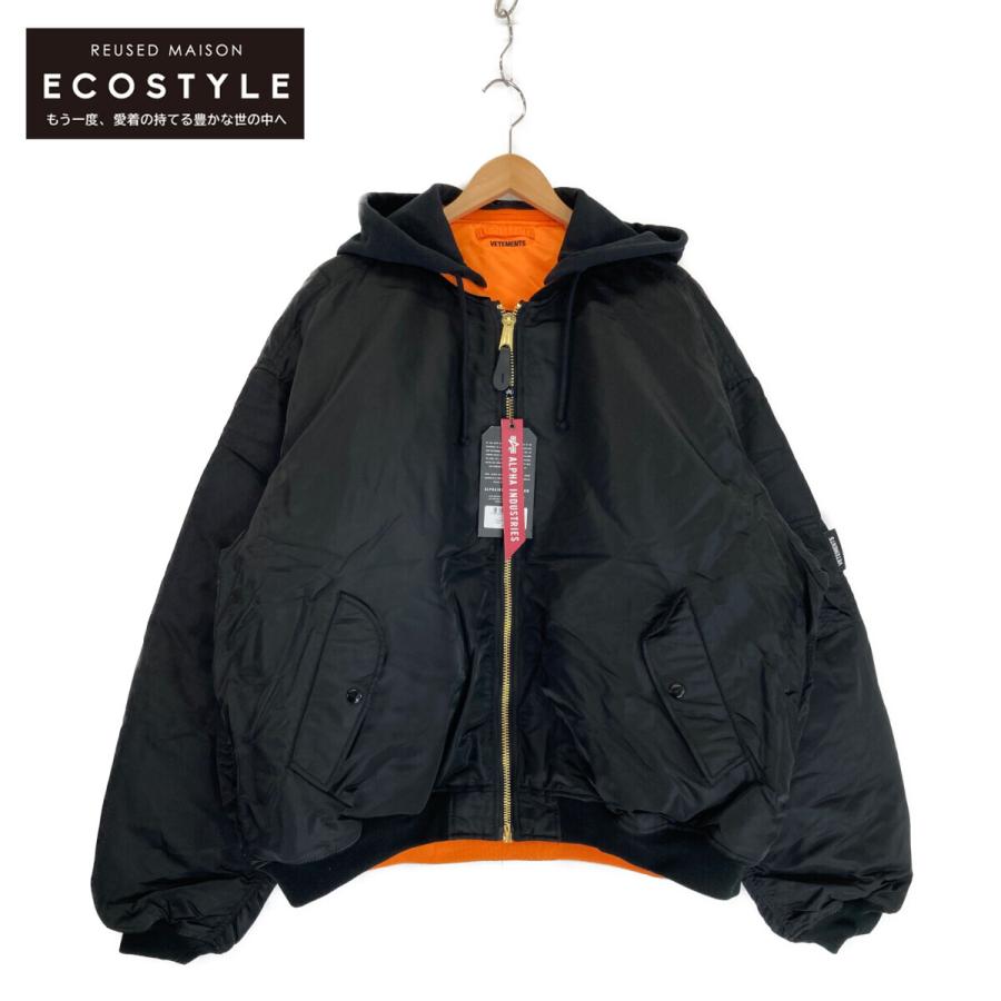 新品同様/22AW Vetements ヴェトモン xALPHA UA53JA900B リバーシブル