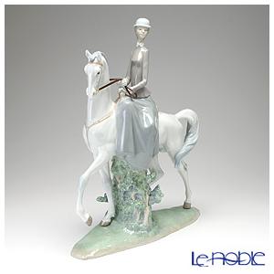 LLADRO（リヤドロ） 並行輸入品 白い馬の少女 04516 : ブランド洋食器