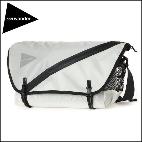 and wander（アンドワンダー） ポイント10% 20L メッセンジャーバッグ