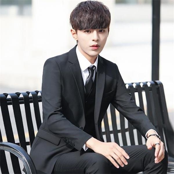 メンズスーツ 二つボタン フォーマル suit セットアップ スリムスーツ