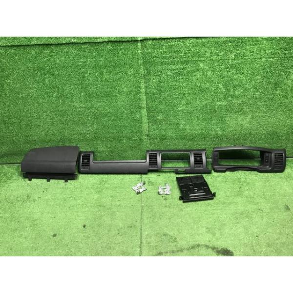 ハイエース QDF-KDH201V ダッシュパネルセット 3型 55405-26220-B1
