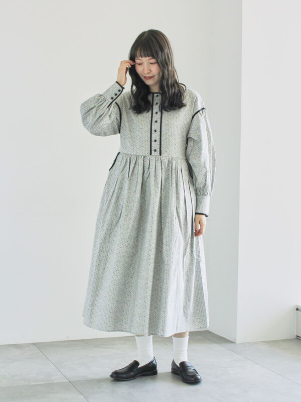 セール】 【LIBERTY】Forest Wave柄パイピングワンピース（オフ