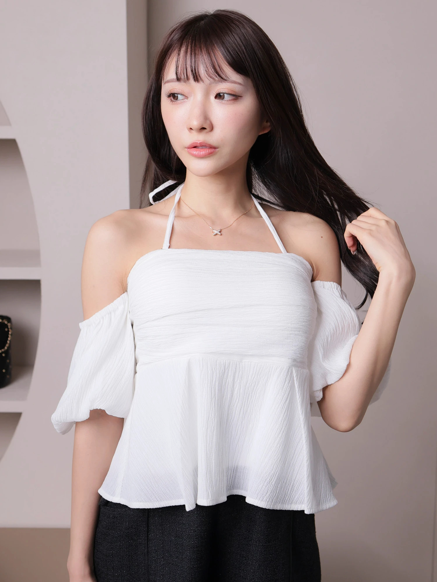 LIP SERVICE（リップサービス）｜ バストギャザーオフショルトップス