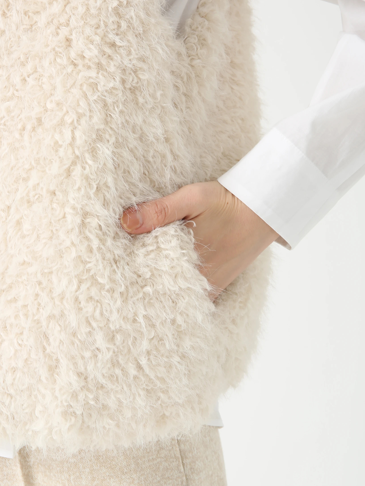 プレミアムファーゴート ジレ ベスト ｜ PINORE（ピノーレ）｜.K