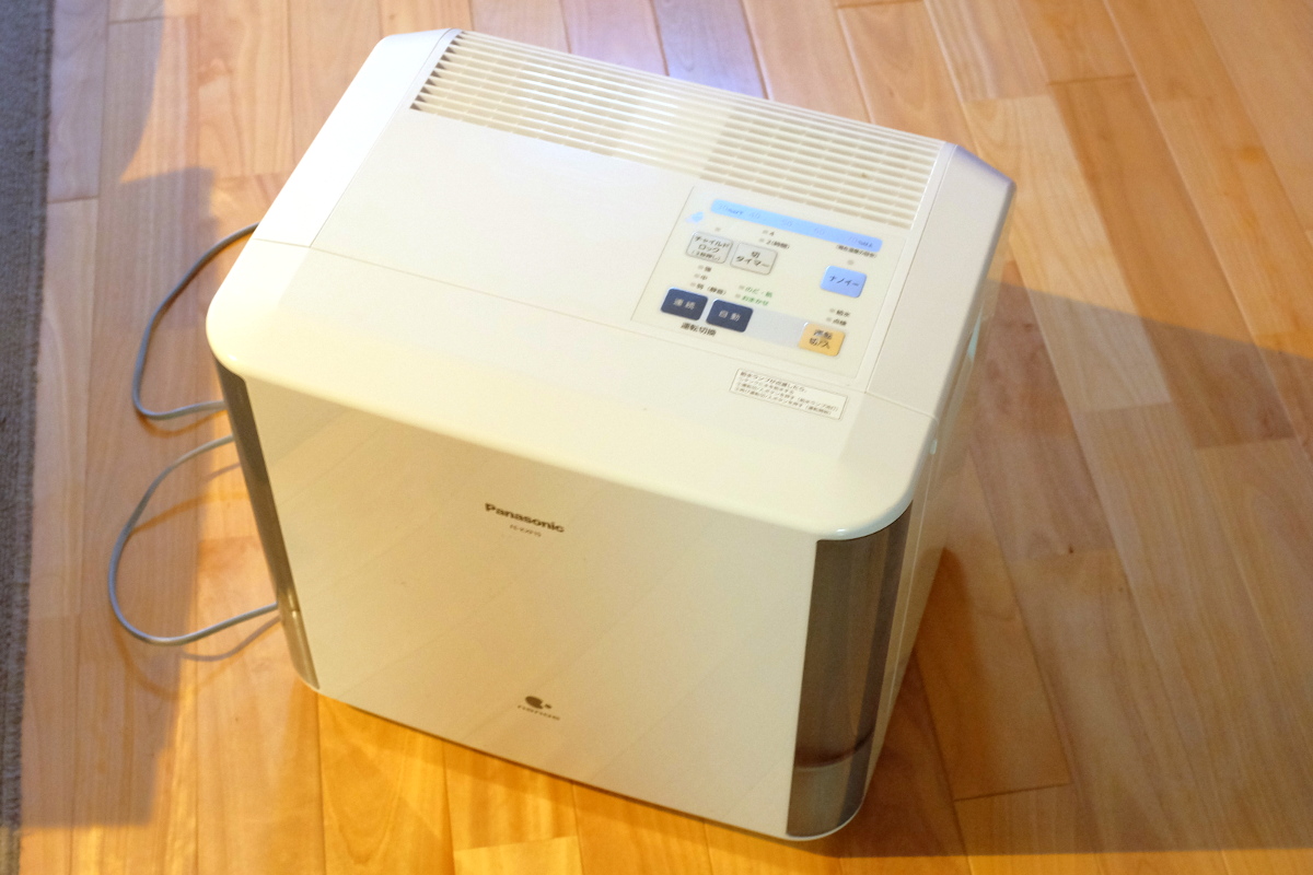 SVX日記 - 勢い余って加湿機を完バラ清浄