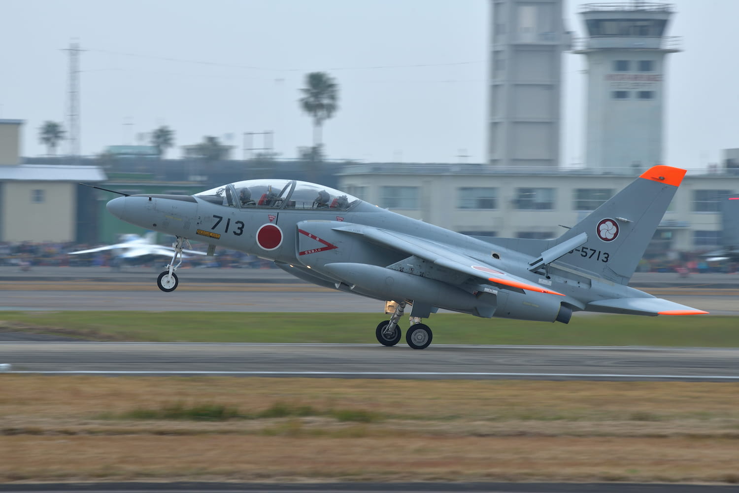 空自 新田原基地所属のT-4練習機が離陸後に墜落（5月14・15日、第1・2