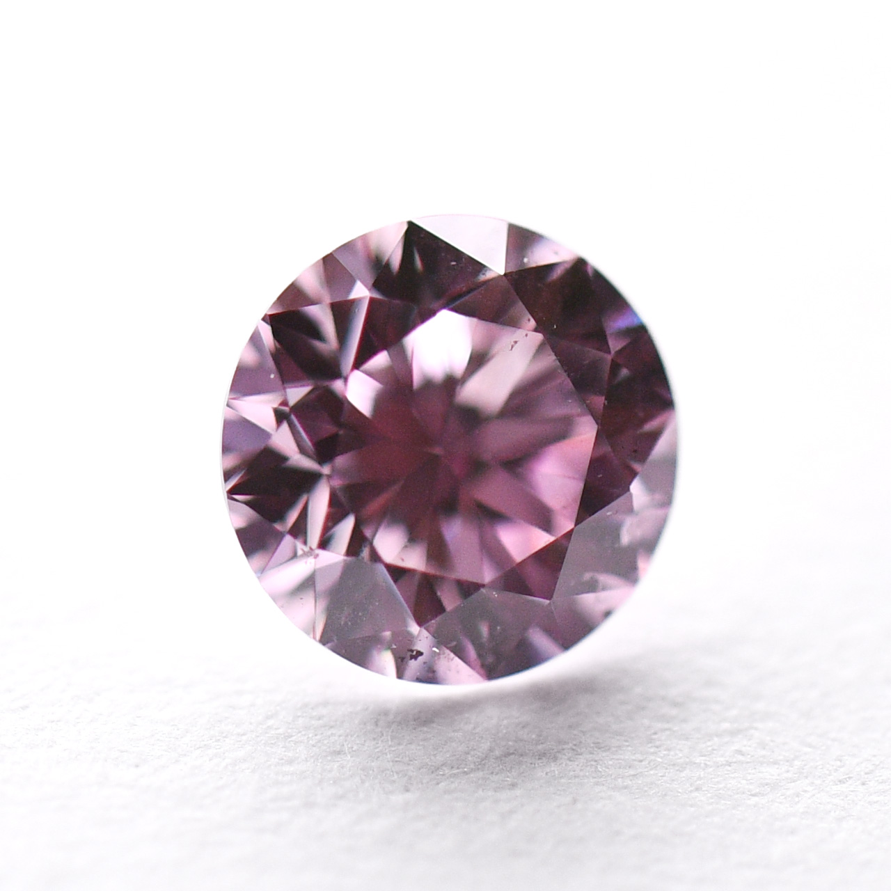 アーガイル産地証明付きの超希少な一石が入荷しました！｜天然ピンク