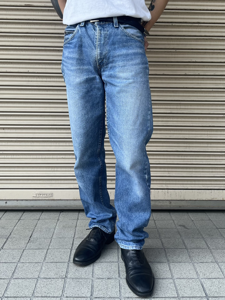 Levi's505徹底解説】USA製と現行の違いからサイズ別履き比べまで