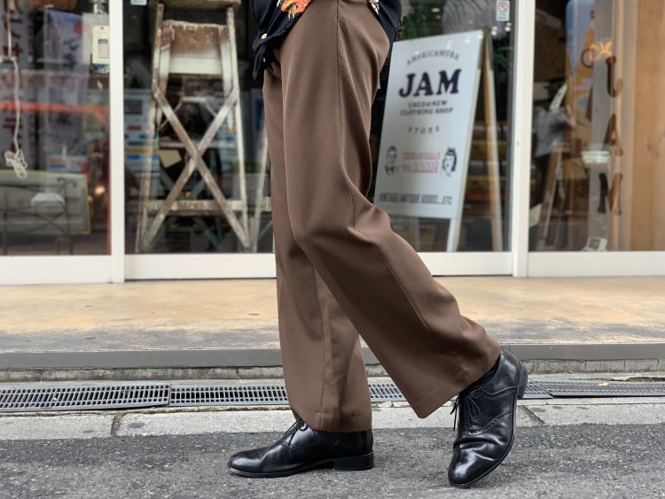 スタプレの陰に隠れたLevi`sの名作スラックスとは。。。 - ストアマガジン