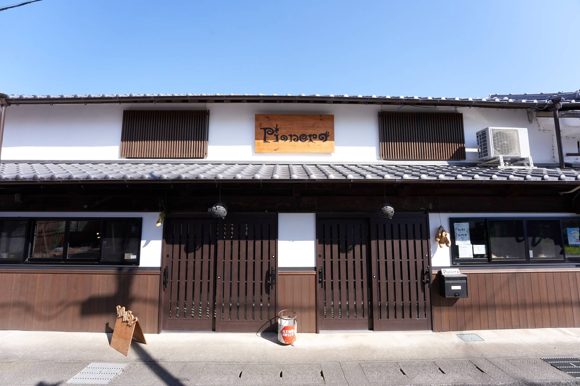 Pionero | JAPAN LEATHER JOURNAL