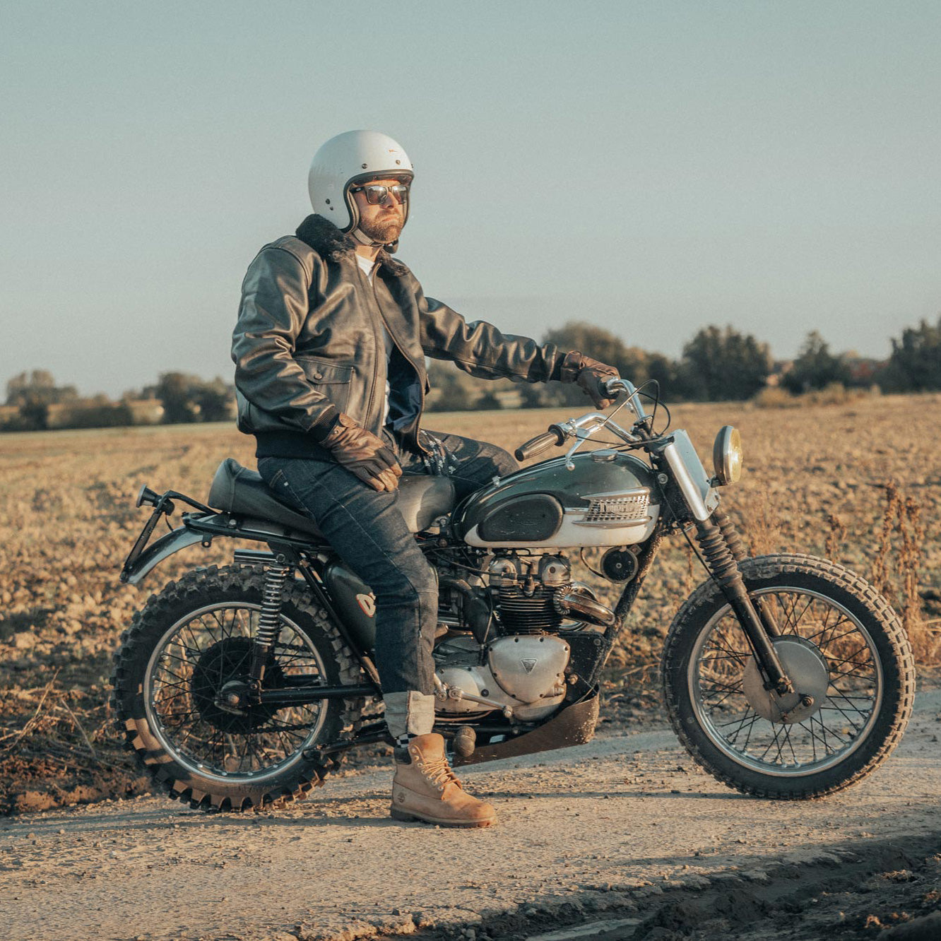 試着無料】エイジオブグローリー コックピット ブラック - バイク用