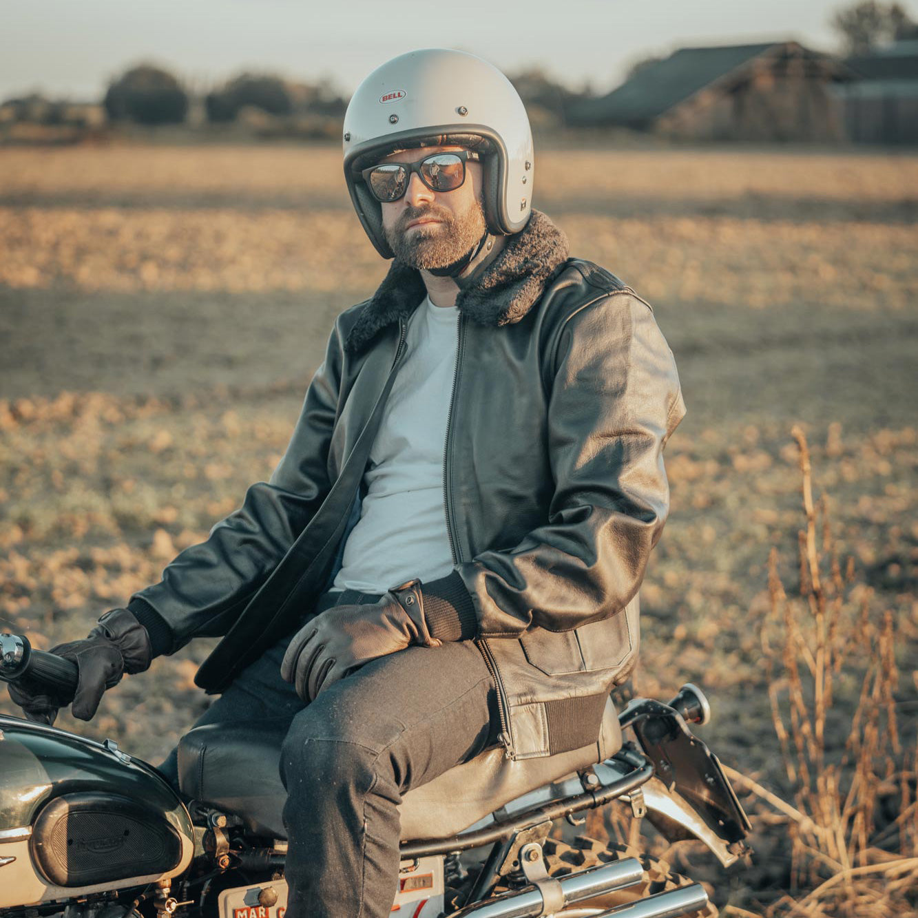 試着無料】エイジオブグローリー コックピット ブラック - バイク用