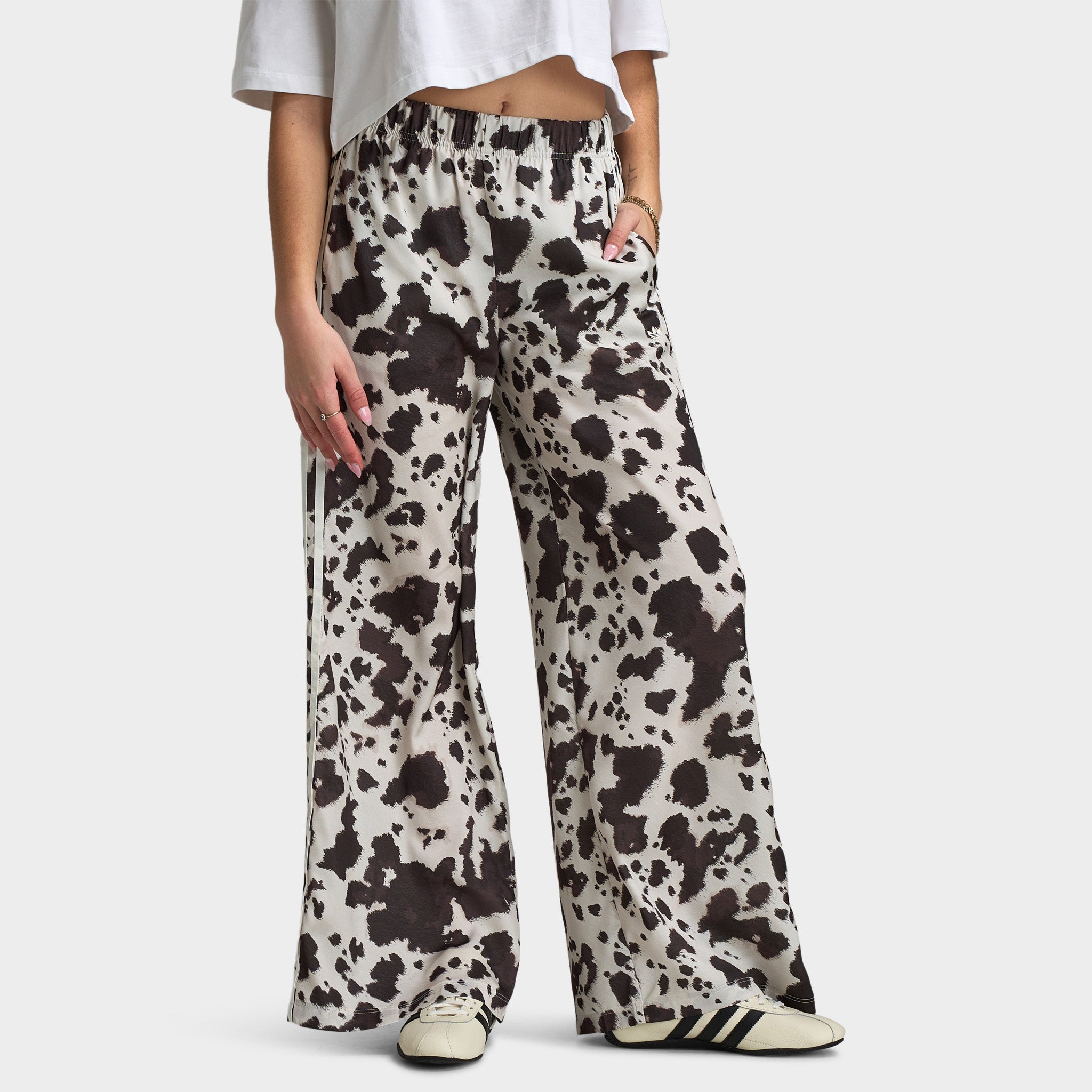 adidas Women's Wide Leg Satin Pants / Cow Print – JD Sports