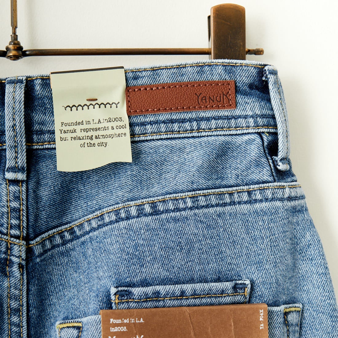 YANUK [ヤヌーク] カーブテーパード LAURA/ローラ [57141314