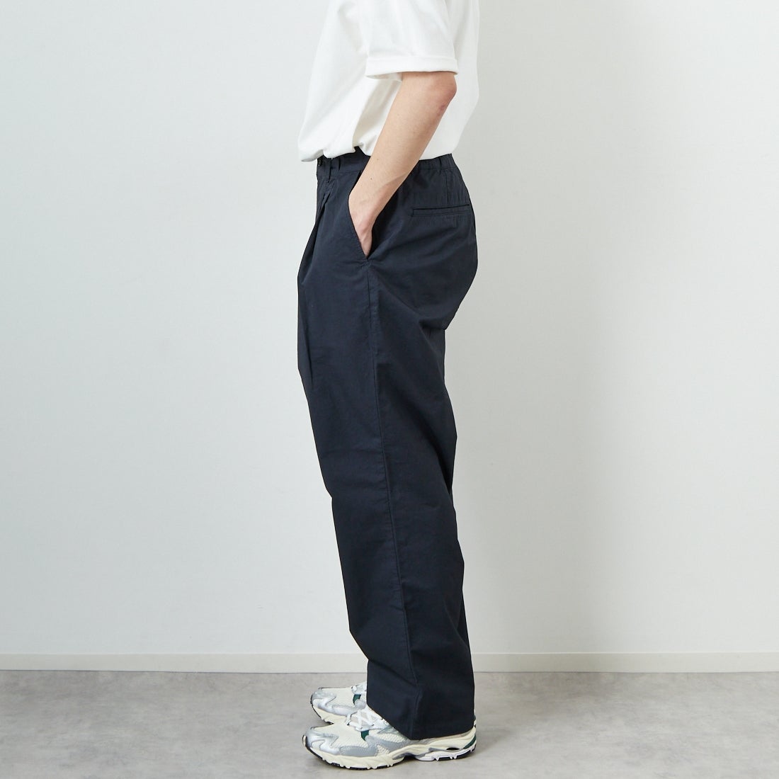 STILL BY HAND [スティルバイハンド] 別注 製品染めツータック