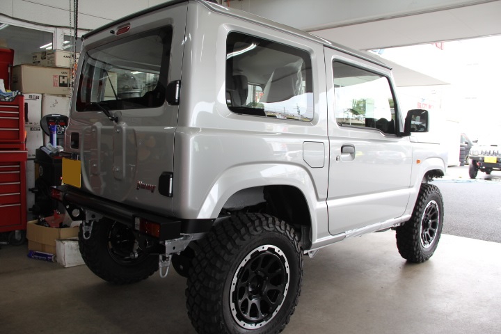 新製品 ワイルドグース JB64/JB74 クローラーバンパー取付作業 2