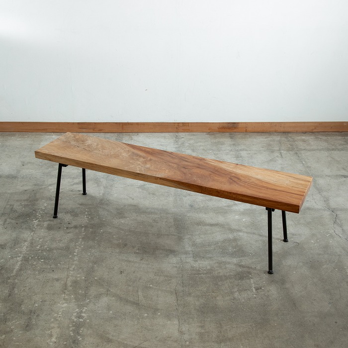 一枚板のベンチ、11点追加しました – 上手工作所