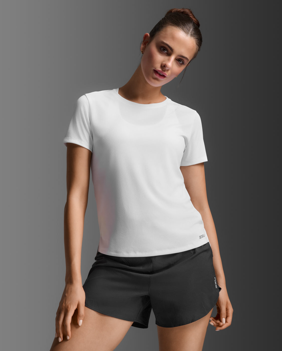 アパレル-ウィメンズ-トップス – 2XU Japan