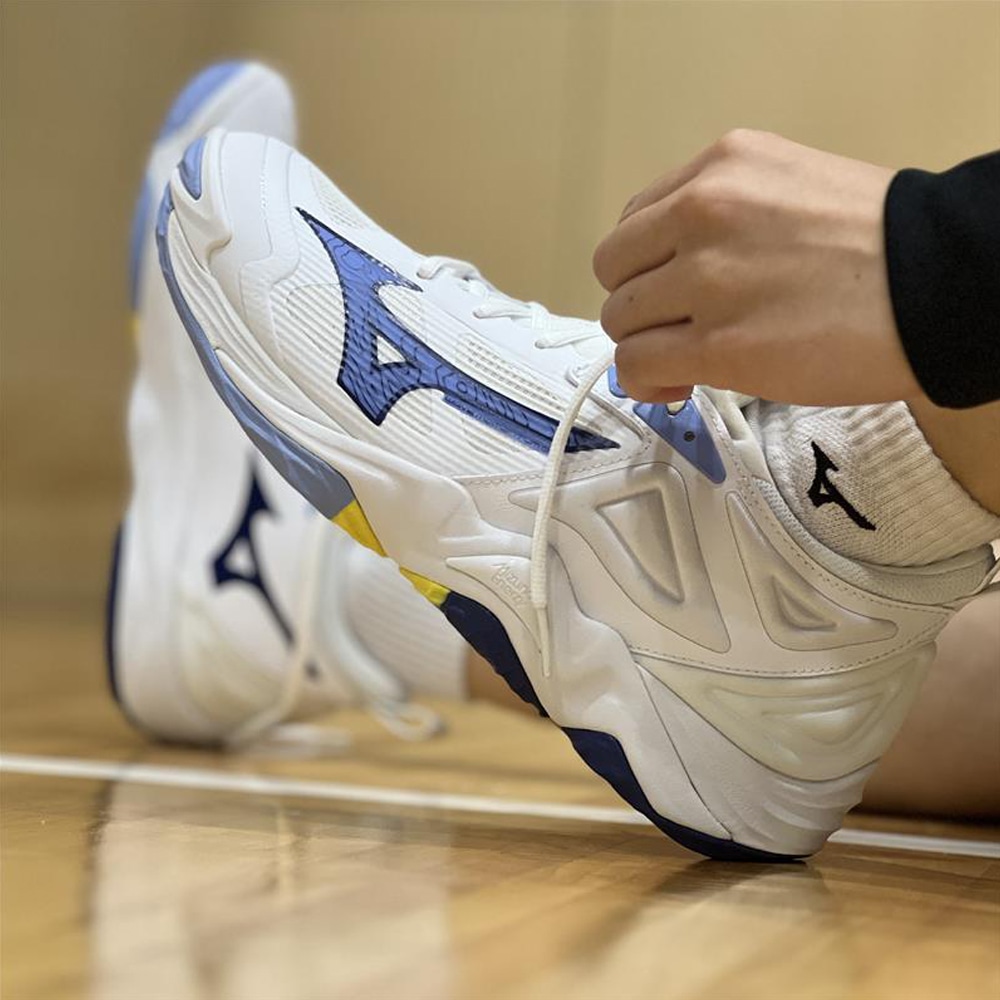 ウエーブモーメンタム3(バレーボール)|V1GA2312|シューズ|バレーボール