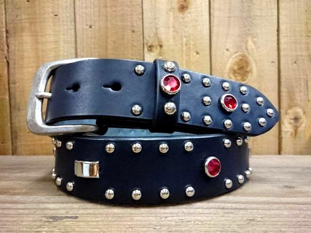 栃木レザーデザインスタッズベルト／ドームスタッズ 【ブラック】