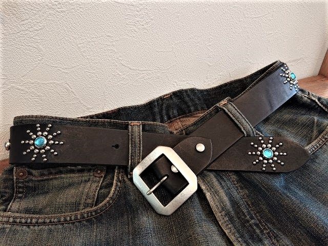 ラディアルデザインスタッズベルト 栃木レザー40mm【ベルト革