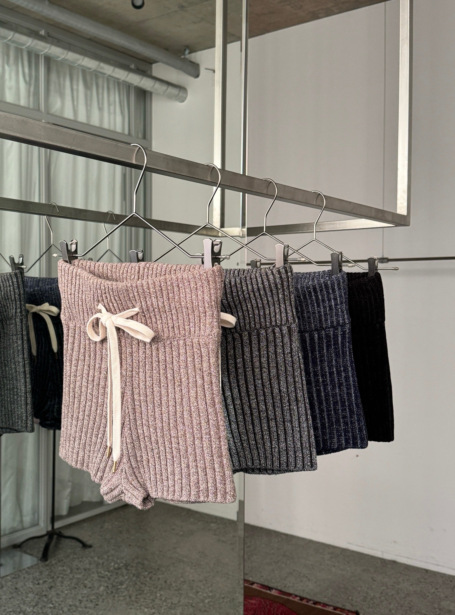 Contrast Knit Shorts – JUEMI