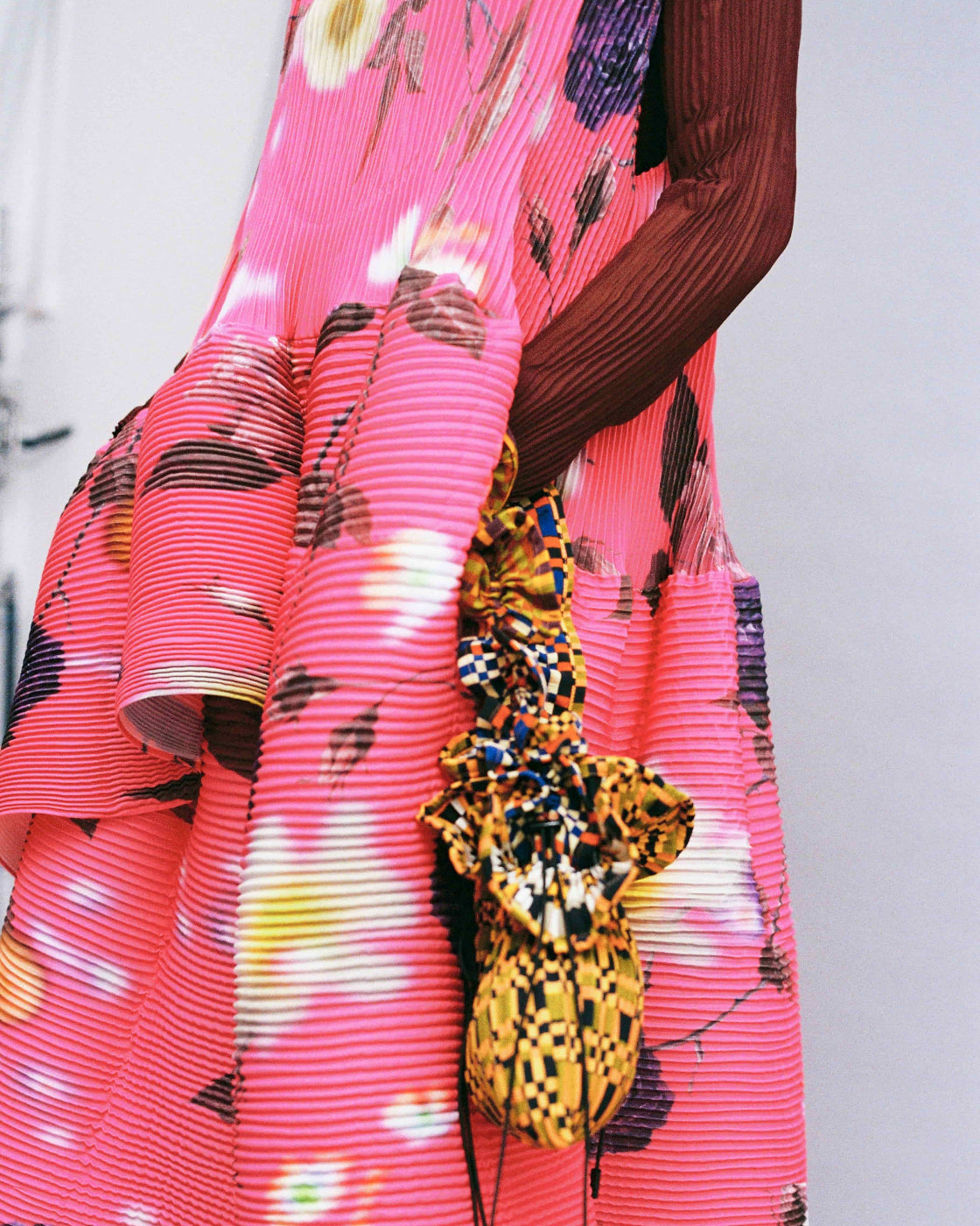 Maya Handpleated Dress in Pink Edward – Julia Heuer