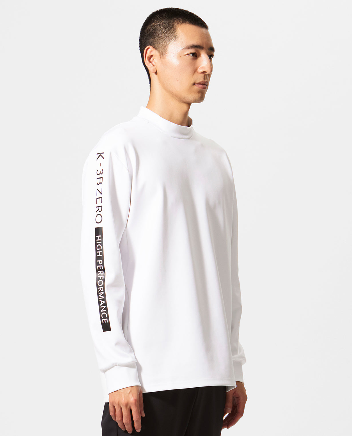 0_305_DG ”2D ダンボールニット” 長袖切替モックネック (ホワイト